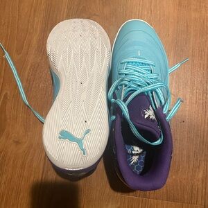 Size 10 lamelos no box some what new